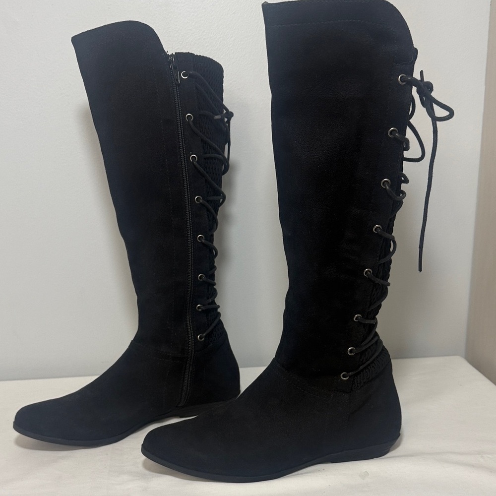 Cliffs by WHITE MOUNTAIN Black Lace Up Boots
